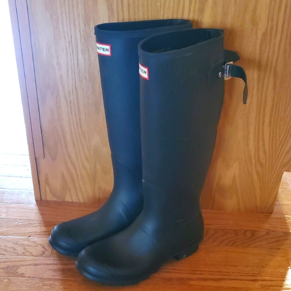 Hunter Black Tall Rain Boots